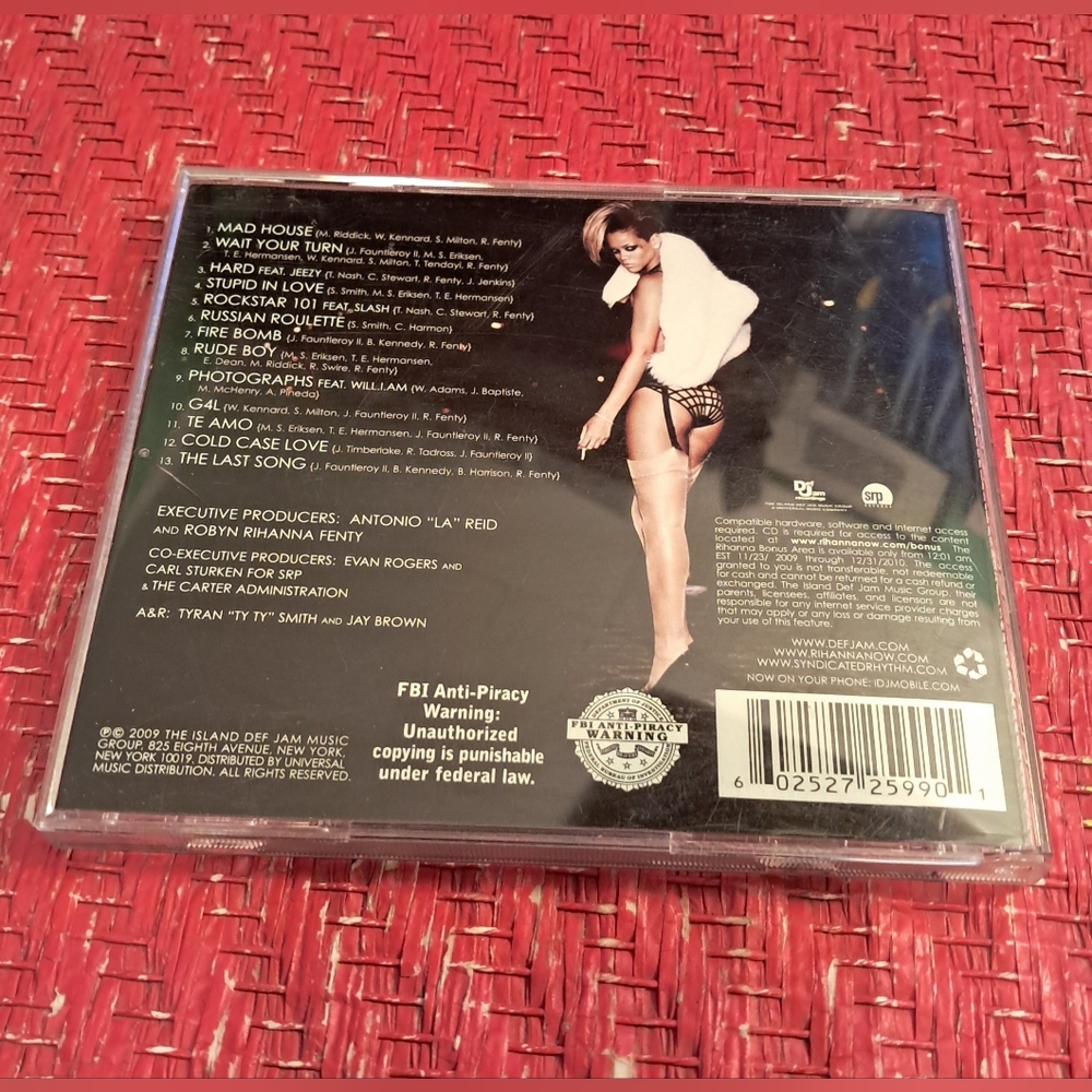 Rihanna Rated R CD - Picture 2 of 2